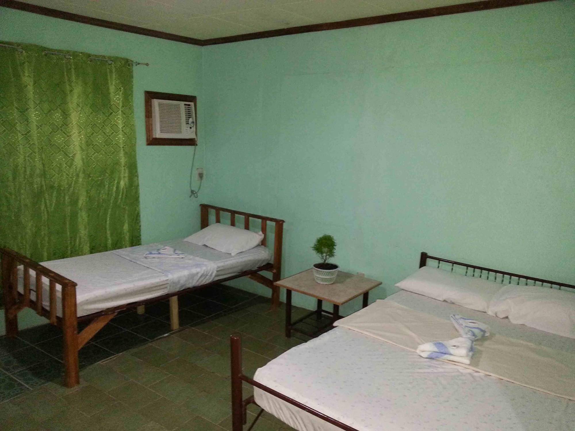 Dhayne Pension Puerto Princesa Exterior foto
